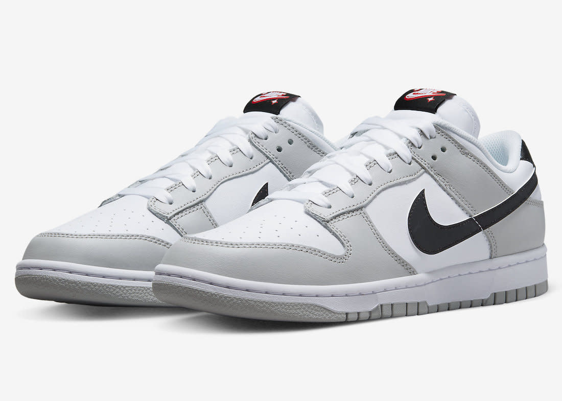 Dunk Low SE &