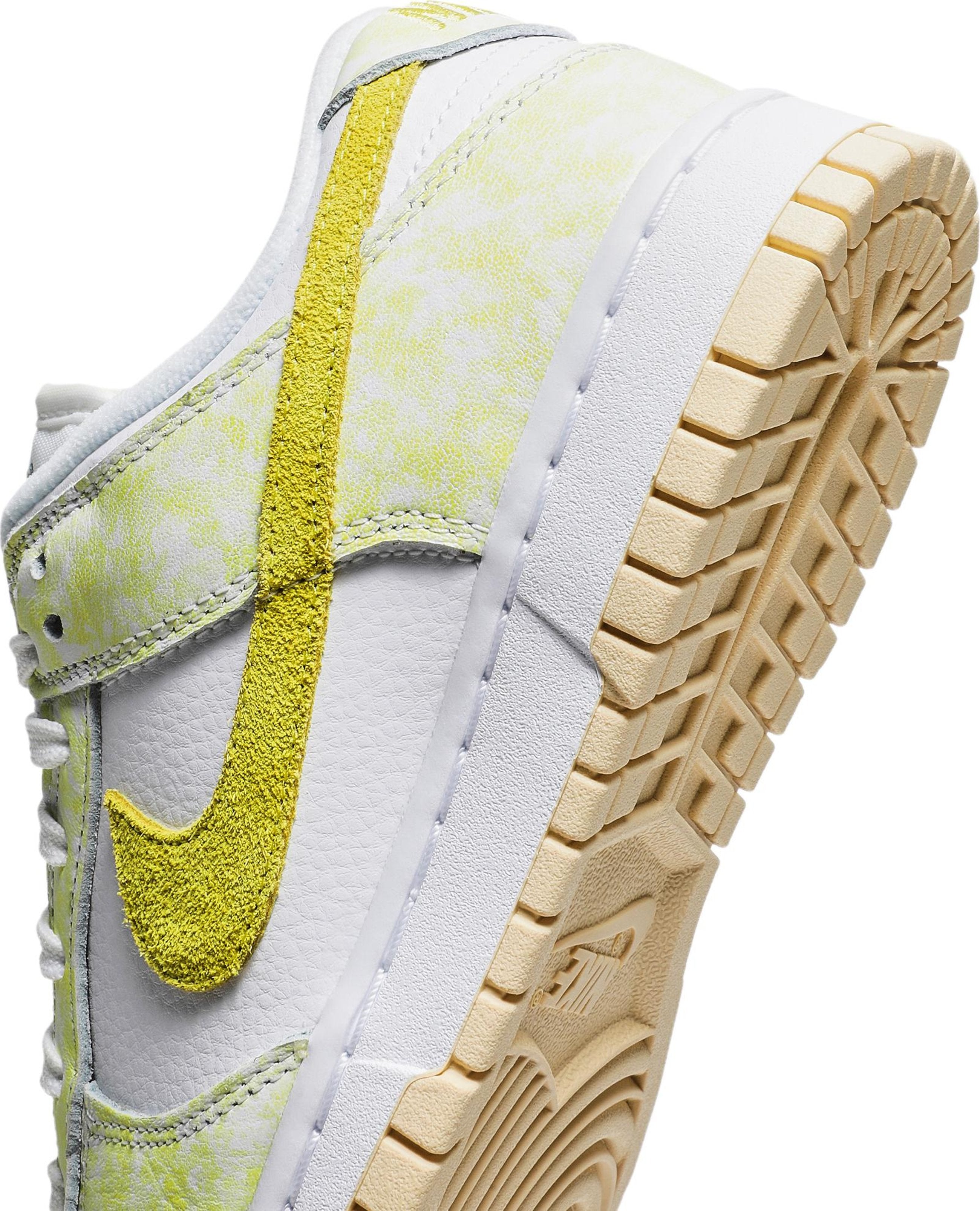 Wmns Dunk Low OG &quot;Yellow Strike&quot; - suelastore