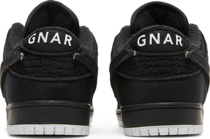 Gnarhunters x Dunk Low SB &