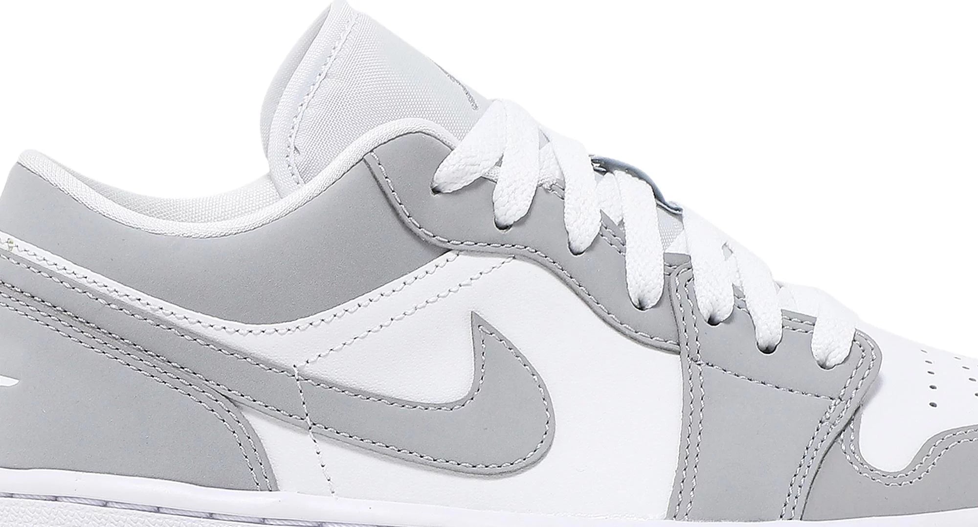 Wmns Air Jordan 1 Low &