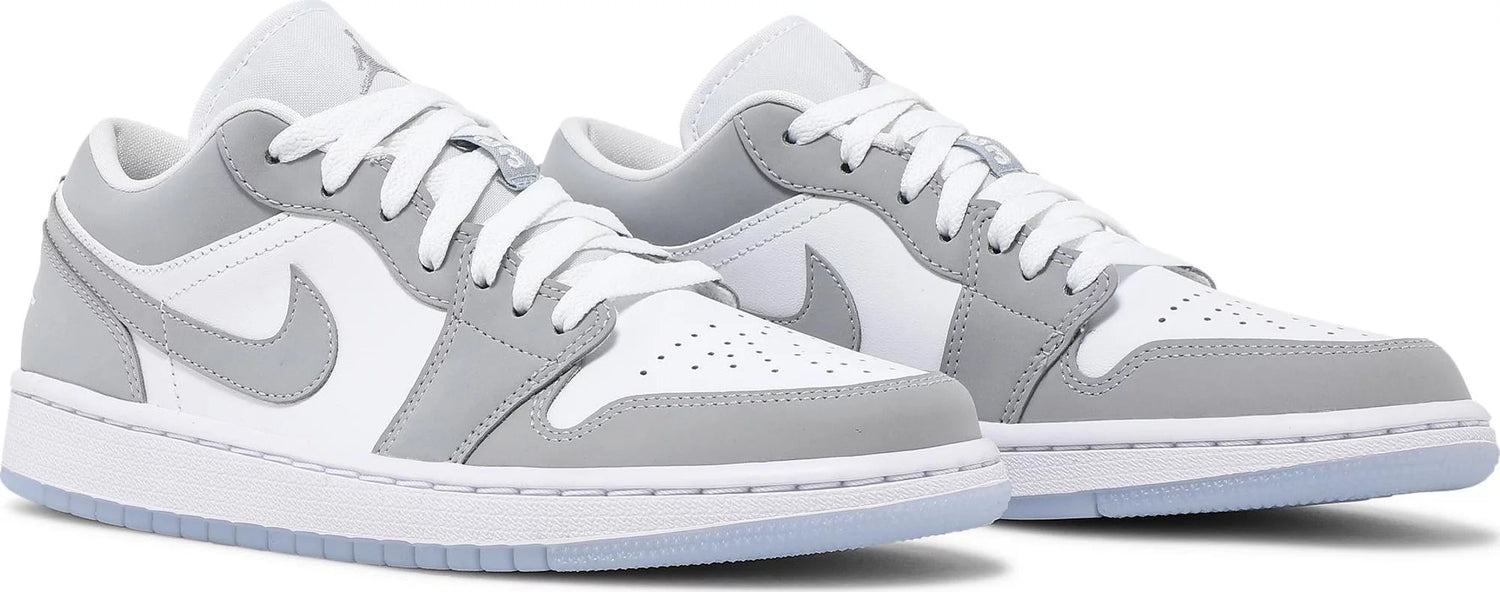 Wmns Air Jordan 1 Low &