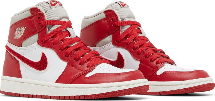 Wmns Air Jordan 1 High OG &